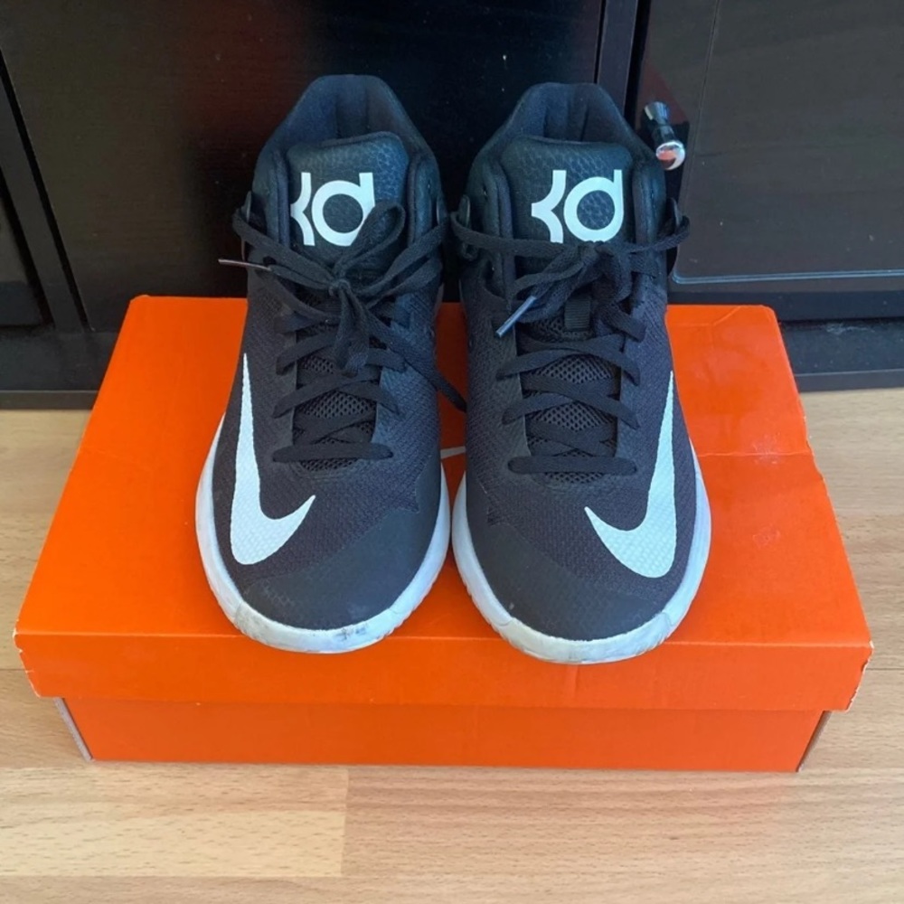 Nike KD Trey 5 IV